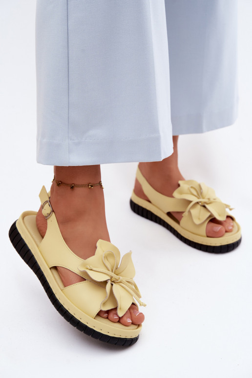 Sandalias de mujer Femenino Con decoraciones con floresem Vinceza 66917 color amarillo