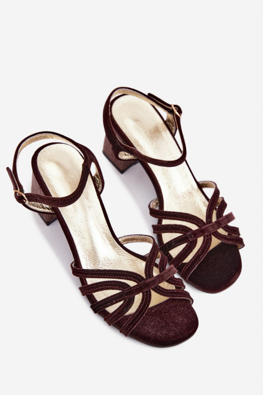 Sandalias de tacón alto de terciopelo para mujer en color chocolate D&A