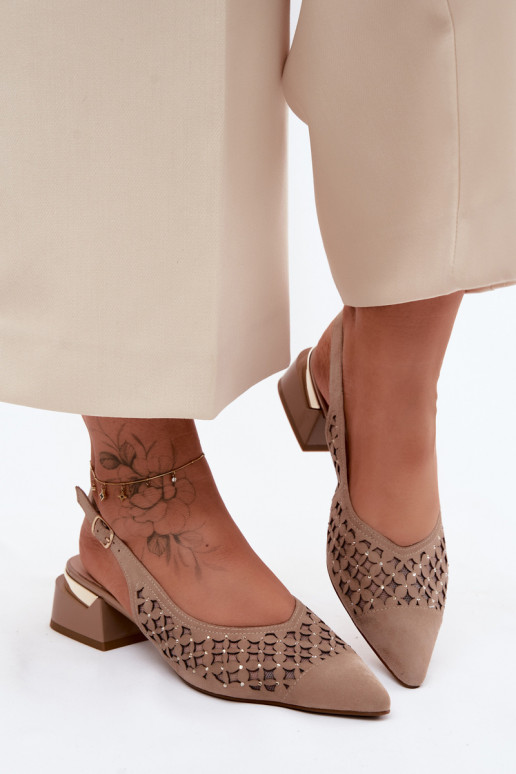 Piel Sandalias mujer ante con elementos calados con malla reloj D&A CR61-3004 beige