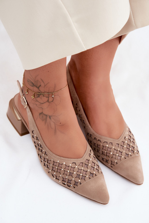 Piel Sandalias mujer ante con elementos calados con malla reloj D&A CR61-3004 beige