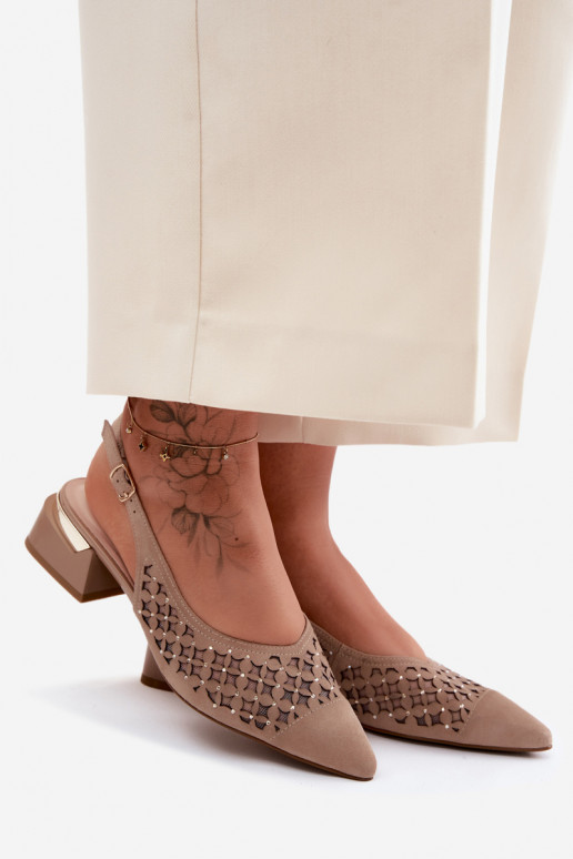 Piel Sandalias mujer ante con elementos calados con malla reloj D&A CR61-3004 beige