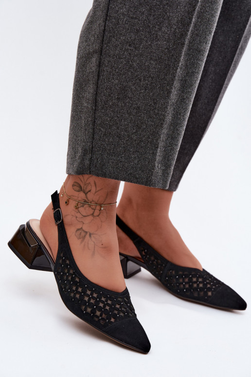 Piel Sandalias mujer ante con elementos calados con malla reloj D&A CR61-3004 de color negro