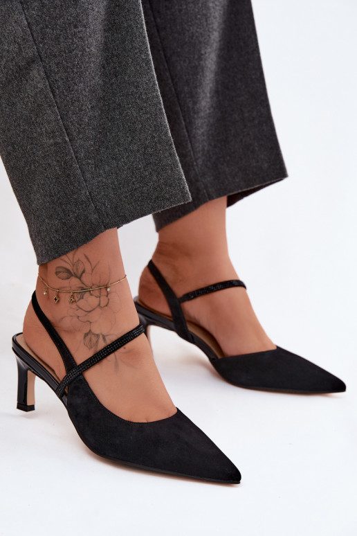 Zapatos de tacón elegantes de ante negros con correas decorativas D&A