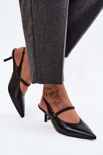 Sandalias de tacón negras con correas D&A