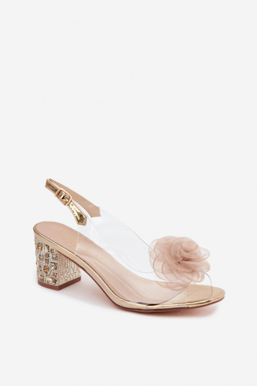 Sandalias transparentes doradas con tacones y tachuelas brillantes D&A