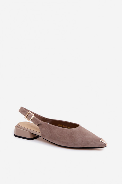 Sandalias de ante para mujer con tacón bajo D&A CR61-3050 color arena