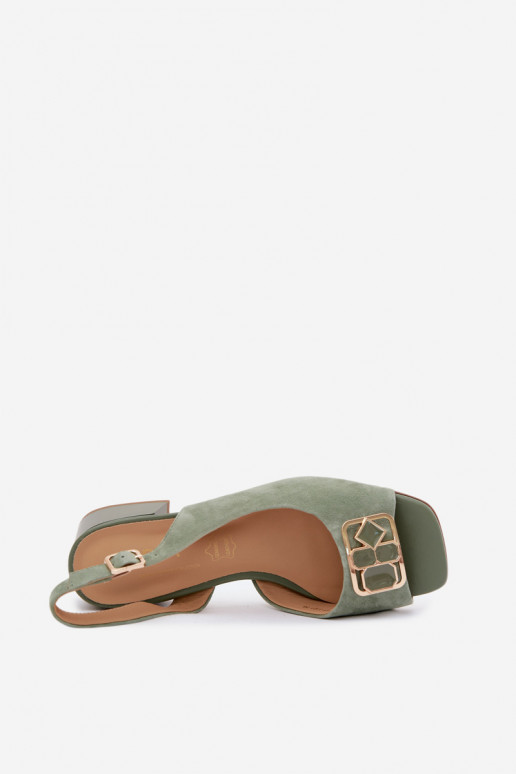 Sandalias elegantes con tacón de ante sintético verde
