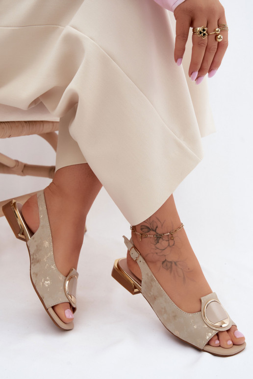 Sandalias de mujer con tacones anchos con adornos color dorado Glima