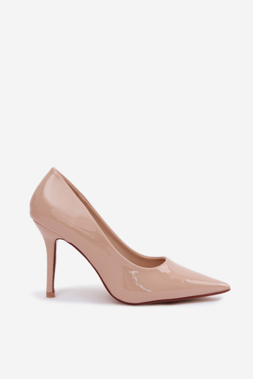 Zapatos de tacón clásicos de charol en color arena de imitación Odira