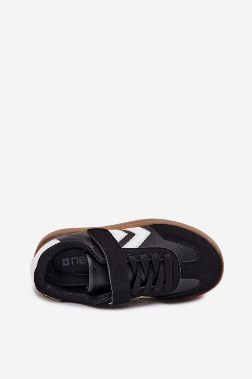 Zapatillas infantiles en negro Meressa