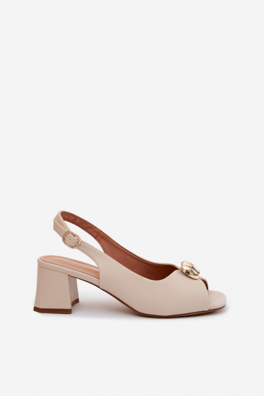 Sandalias de mujer con detalles dorados en tacón bloque Sergio Leone SK159 en color arena