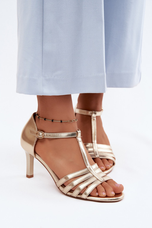 Sandalias de mujer con rayas Activado Smukłym Obcasie Sergio Leone SK132 color dorado