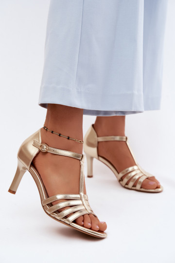 Sandalias de mujer con rayas Activado Smukłym Obcasie Sergio Leone SK132 color dorado 2