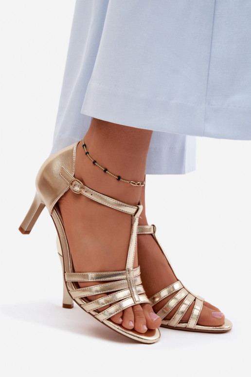 Sandalias de mujer con rayas Activado Smukłym Obcasie Sergio Leone SK132 color dorado