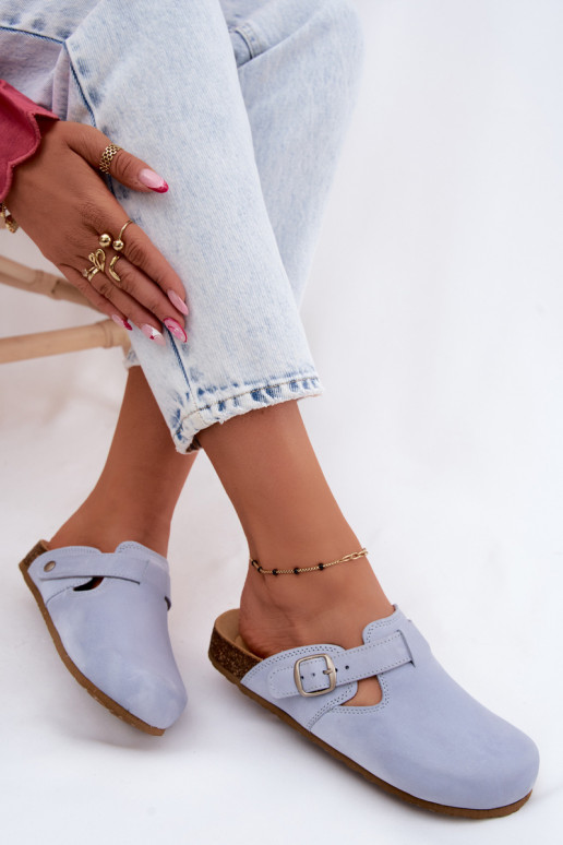 Zapatillas Mule de cuero con hebillas en color azul claro de Zazoo