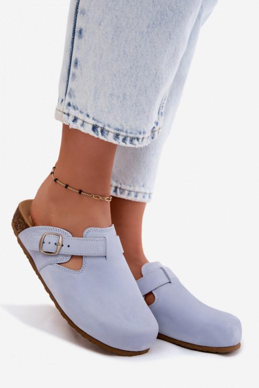 Zapatillas Mule de cuero con hebillas en color azul claro de Zazoo