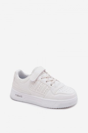 Zapatillas infantiles con cierres adhesivos blancas Neressa