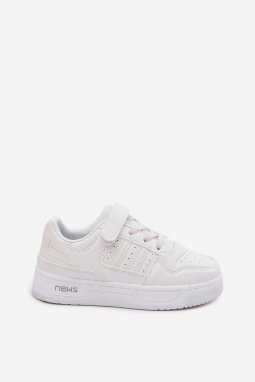Zapatillas infantiles con cierres adhesivos blancas Neressa