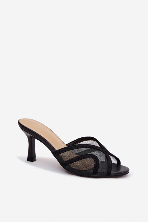 Zapatillas con tacones Typu Szpilka con malla de color negro Starla