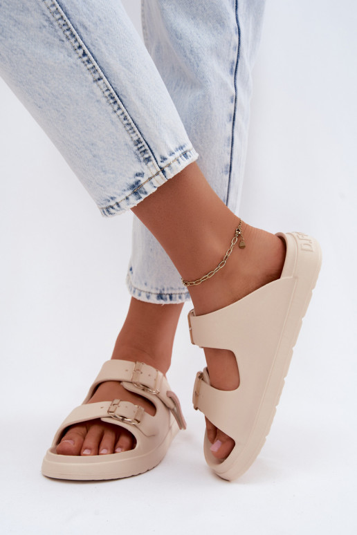 Mules ligeras para mujer D.Franklin DFSH413003 en color arena