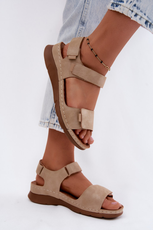 Sandalias de mujer con una plataforma beige Linora