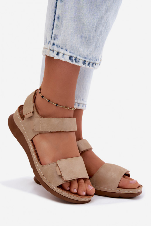 Sandalias de mujer con una plataforma beige Linora