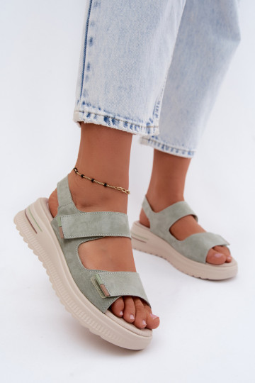 Piel Sandalias mujer ante con una plataforma color verde Peria
