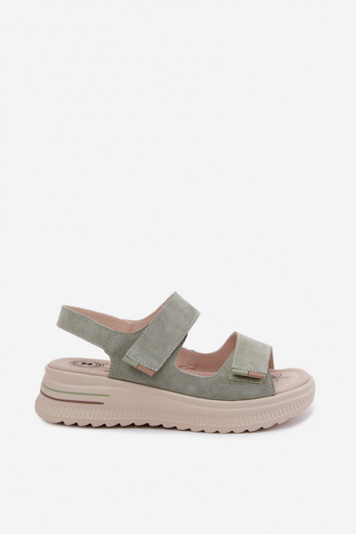 Piel Sandalias mujer ante con una plataforma color verde Peria