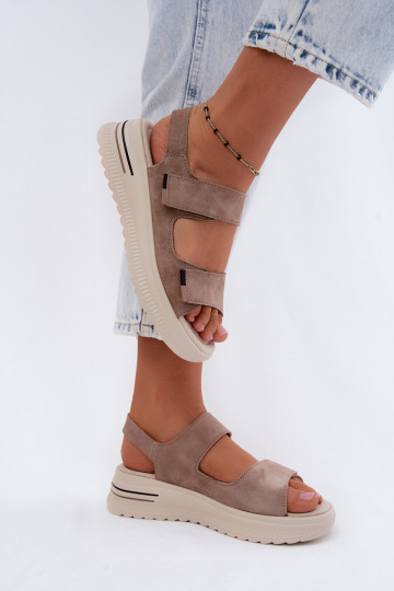 Sandalias de plataforma para mujer de ante sintético color arena Peria