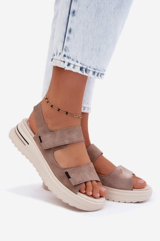 Piel Sandalias mujer ante con una plataforma beige Peria