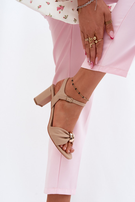 Sandalias de mujerImitacji Skóry con tacones beige Spella