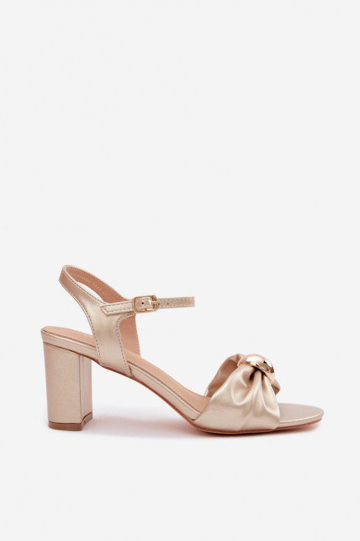 Sandalias de mujerImitacji Skóry con tacones color dorado Spella