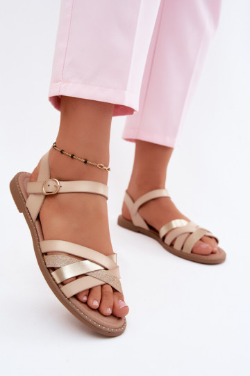 Sandalias planas para mujer con brillo y correas color arena Haden 2