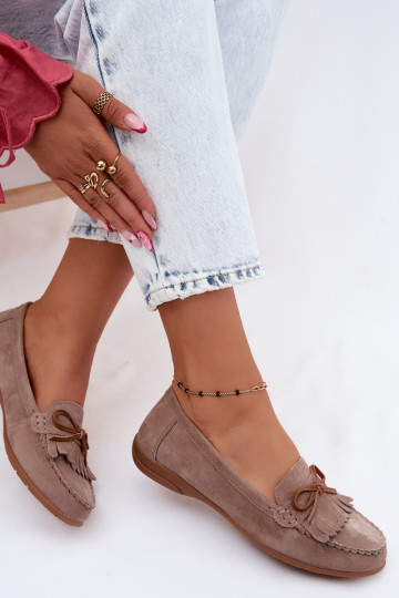 Mocasines de mujer de ante sintético color arena Vantae