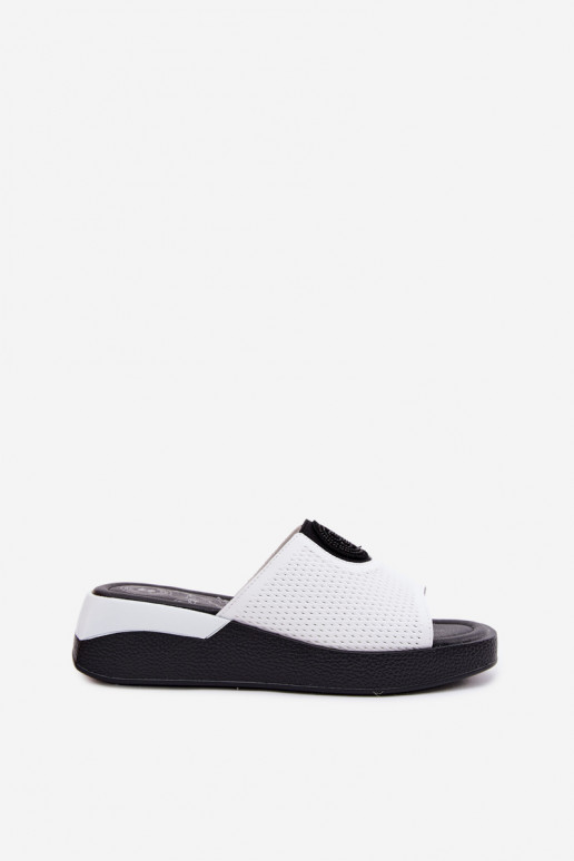 Zapatillas de cuero Femenino Activado coturnoie el color blanco Fablee