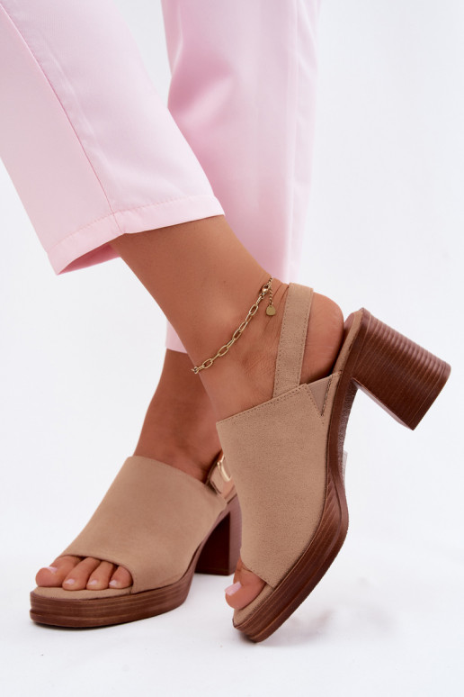 Sandalias de tacón para mujer de ante sintético en color arena Eclipse