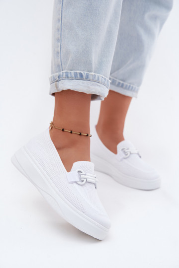  zapatos Femenino con una plataforma con adornos el color blanco Freshy 2