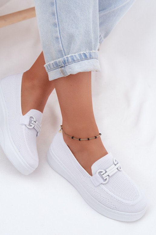 Zapatos de mujer con plataforma y adornos en color blanco Freshy