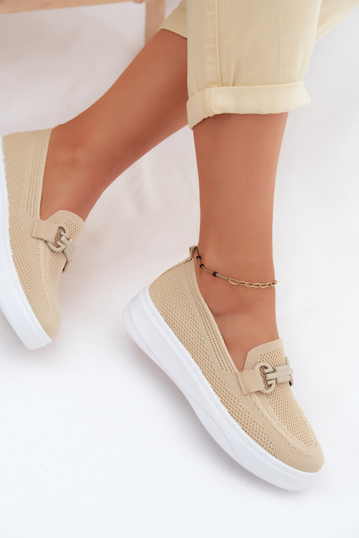  zapatos Femenino con una plataforma con adornos beige Freshy