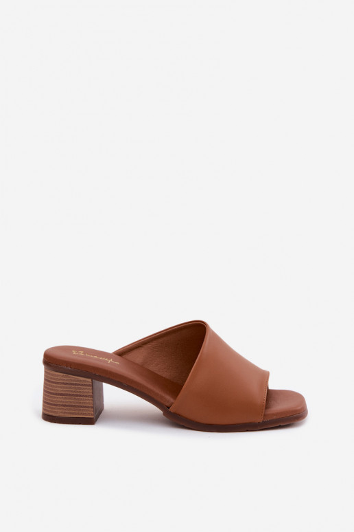 Zapatillas de cuero Femenino con tacones Tiene queciejka E7395-29 color marrón