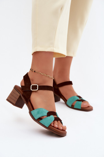 Sandalias de ante turquesa y marrón para mujer con tacón