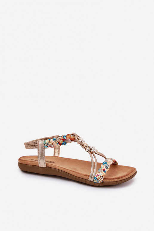 Sandalias planas para mujer.Plecionymi Paskami I Przypinkami Artiker 54C1323 color dorado