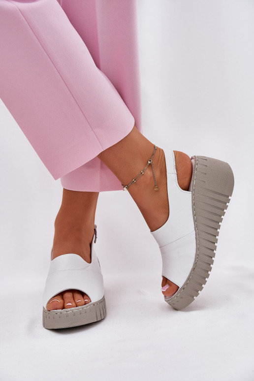 Sandalias de mujerActivadoturalnej Skóry con una plataforma Artiker 54C0786 el color blanco