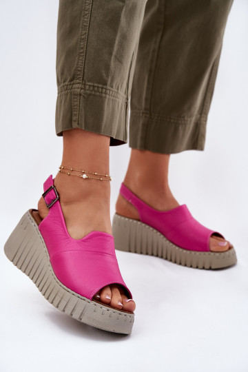 Sandalias de mujer con elementos de cuero natural en plataforma de color rosa Artiker 54C0789 2