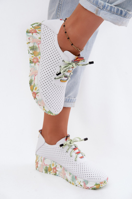 Zapatos de cuero con plataforma en color blanco Artiker 58C0598
