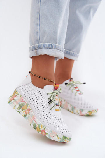 Piel zapatos con una plataforma Artiker 58C0598 el color blanco 2