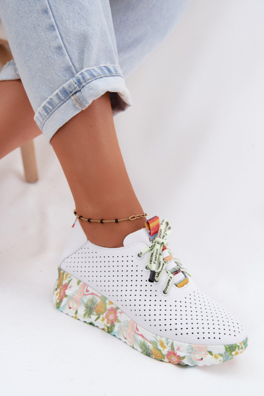 Piel zapatos con una plataforma Artiker 58C0598 el color blanco