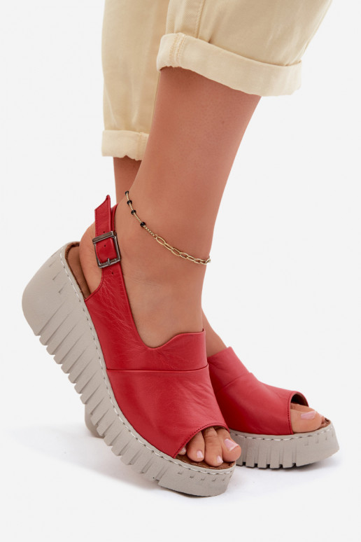 Sandalias de mujerActivadoturalnej Skóry con una plataforma Artiker 58C3373 color rojo