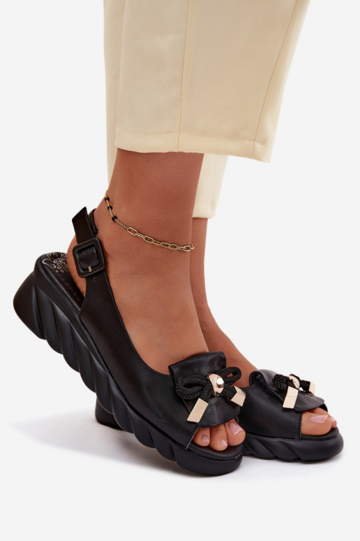 Sandalias de mujer Femenino con una plataforma con adornos Artiker 58C0055 de color negro