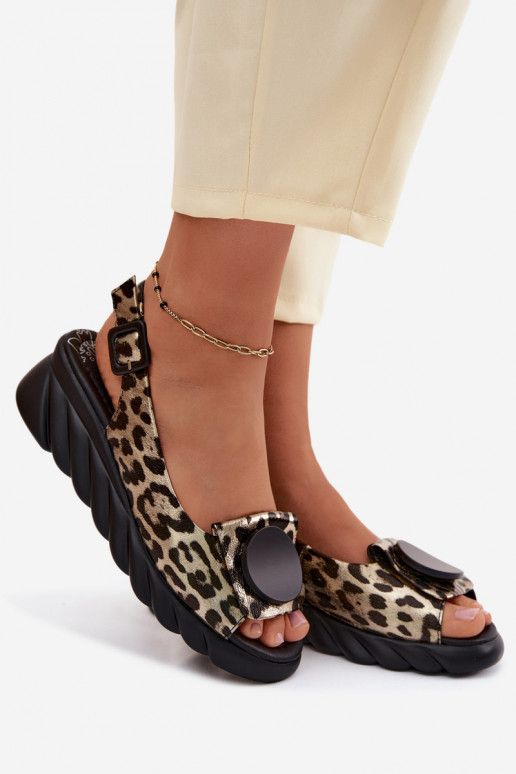 Sandalias de plataforma doradas con estampado de leopardo Artiker 58C059
